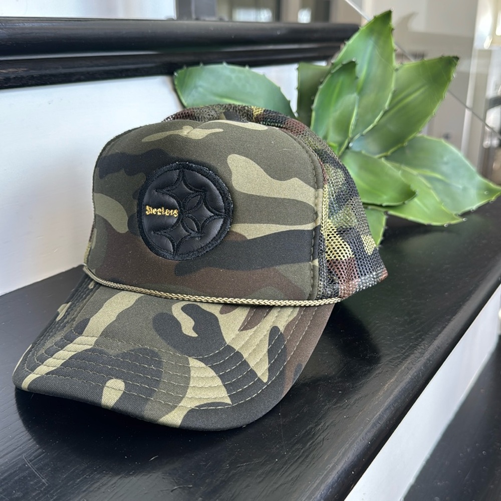 Pittsburgh Steelers camouflage trucker hat